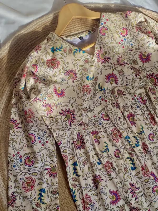 Joypuri Printed Women’s Top – V Neck & Slim Sleeve Design